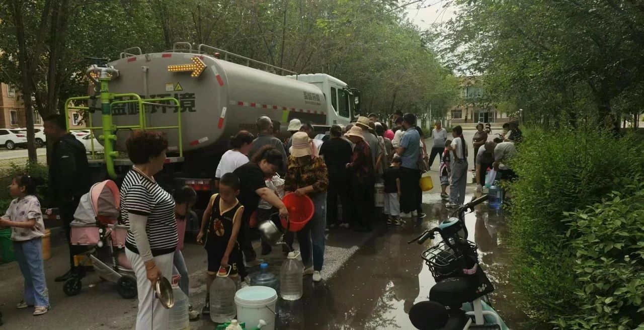 图片2.jpg 图片2.jpg