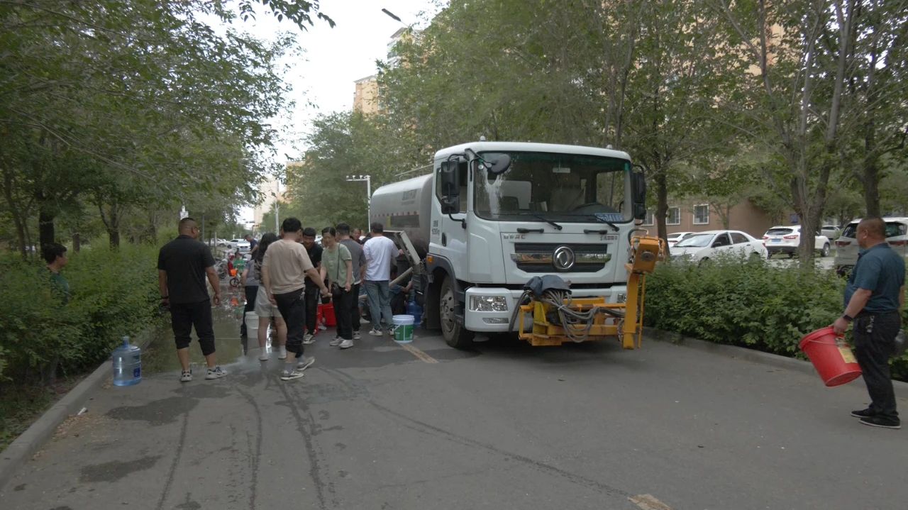 图片5.jpg 图片5.jpg