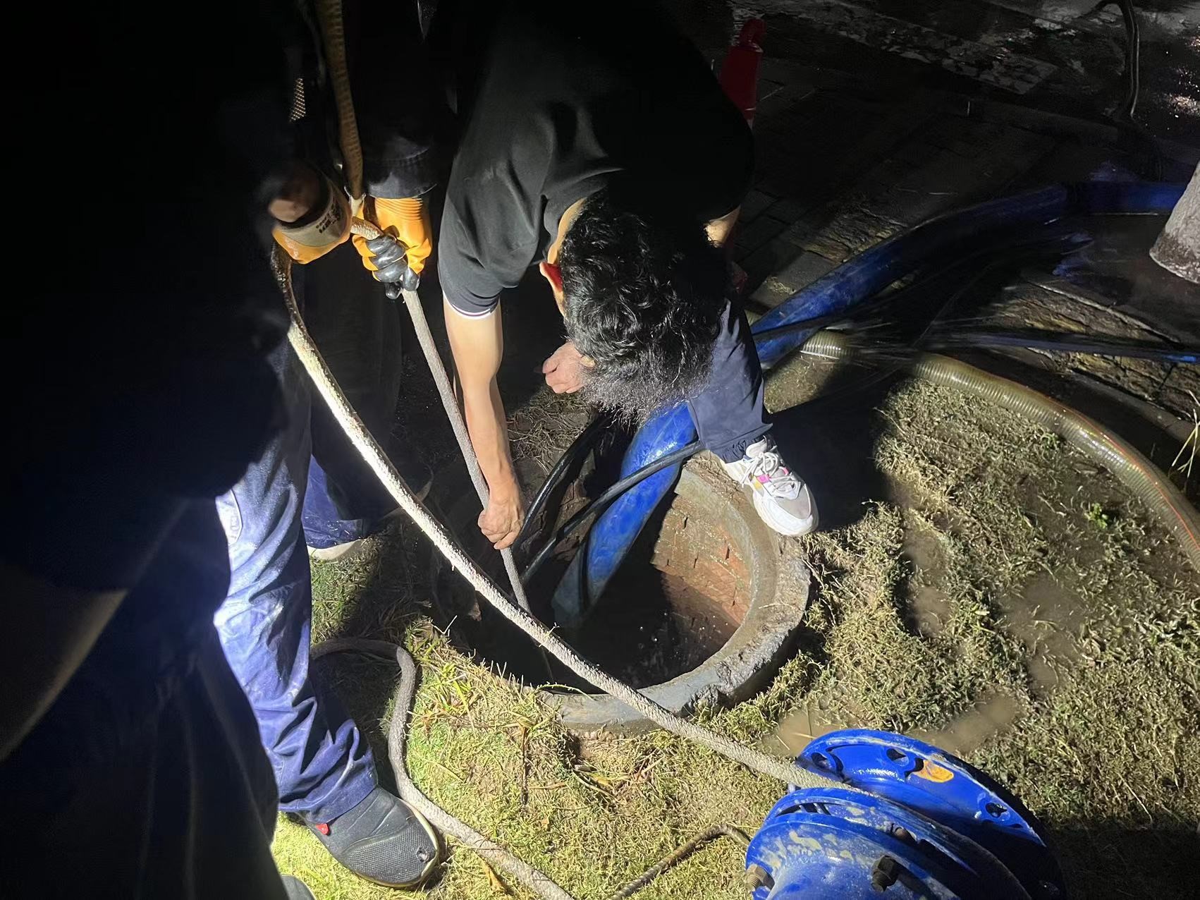 图片2.jpg 图片2.jpg