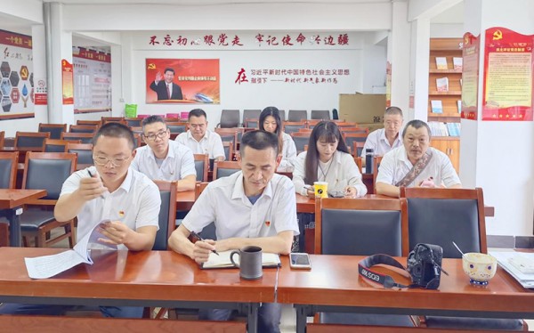 图片 2.jpg 图片 2.jpg