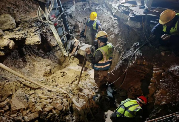 图片 2.jpg 图片 2.jpg