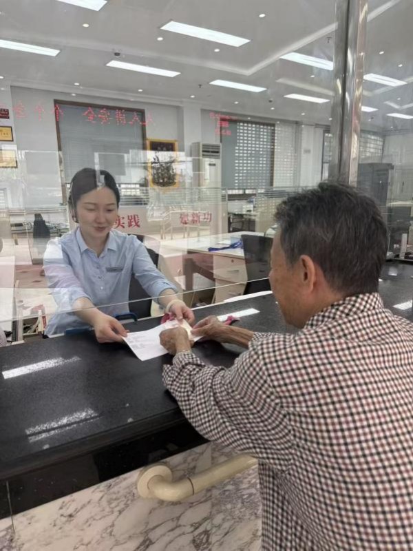 图片 5.jpg 图片 5.jpg